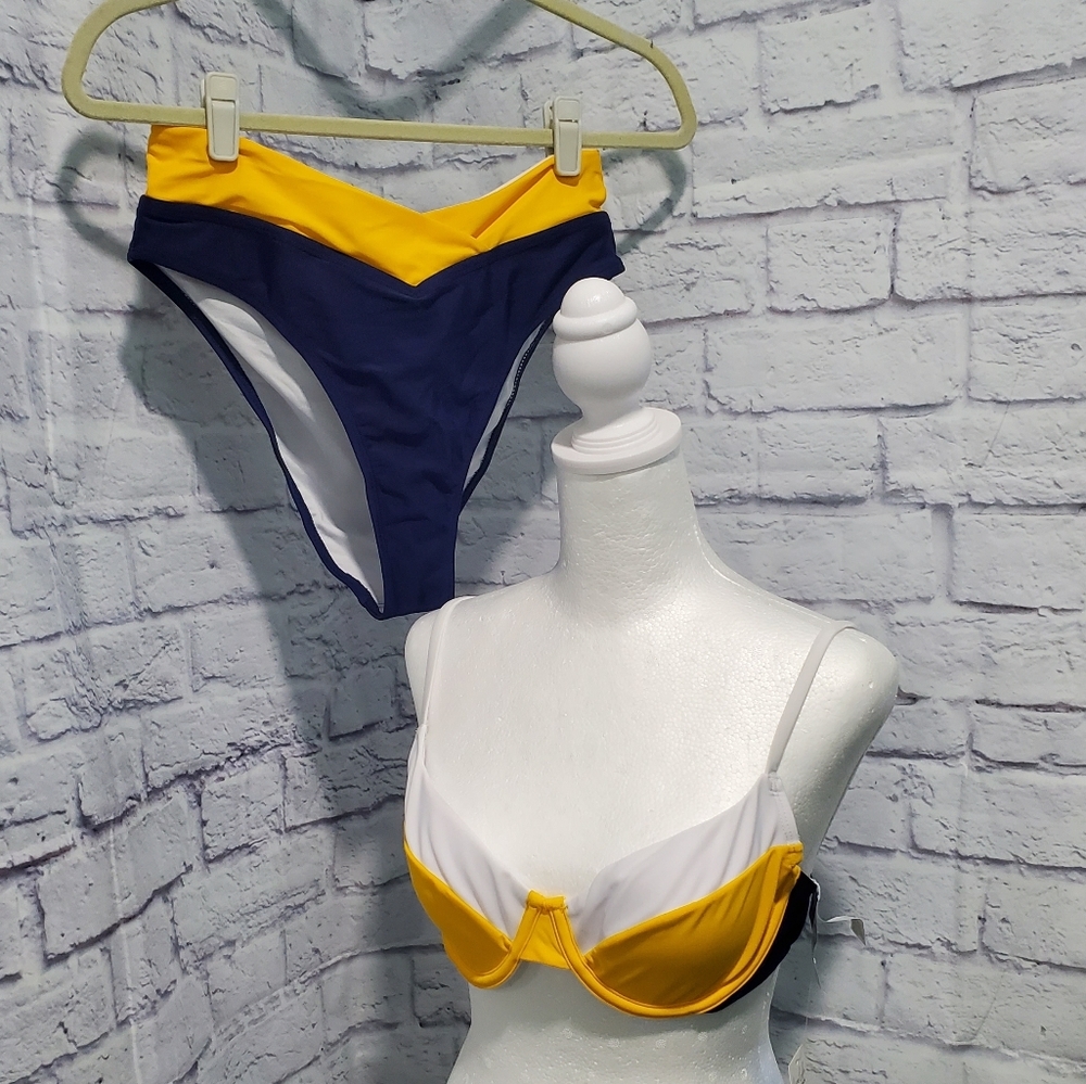 Cupshe two piece bikini navy blue &yellow color block sz medium NWT